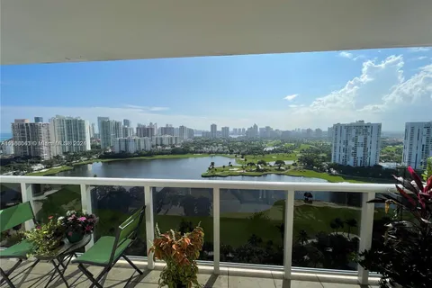 3625 N Country Club Dr # 2507, Aventura FL 33180