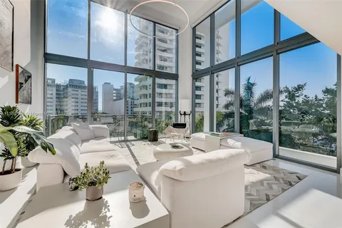 6000 Collins Ave # 502, Miami Beach FL 33140