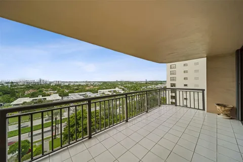 10175 Collins Ave # 807, Bal Harbour FL 33154