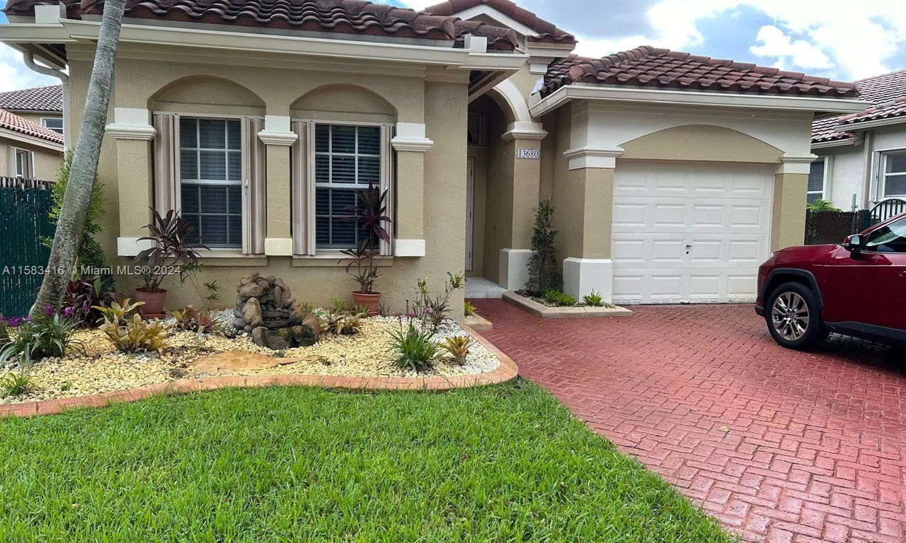 13680 SW 50th Ct, Miramar FL 33027