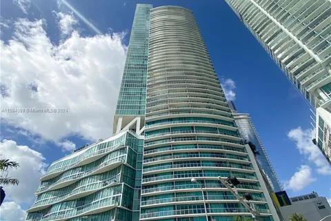 888 Biscayne Blvd # 709, Miami FL 33132