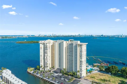 11111 Biscayne Blvd # 3A, Miami FL 33181