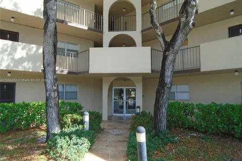 6061 N FALLS CIRCLE DR # 406, Lauderhill FL 33319