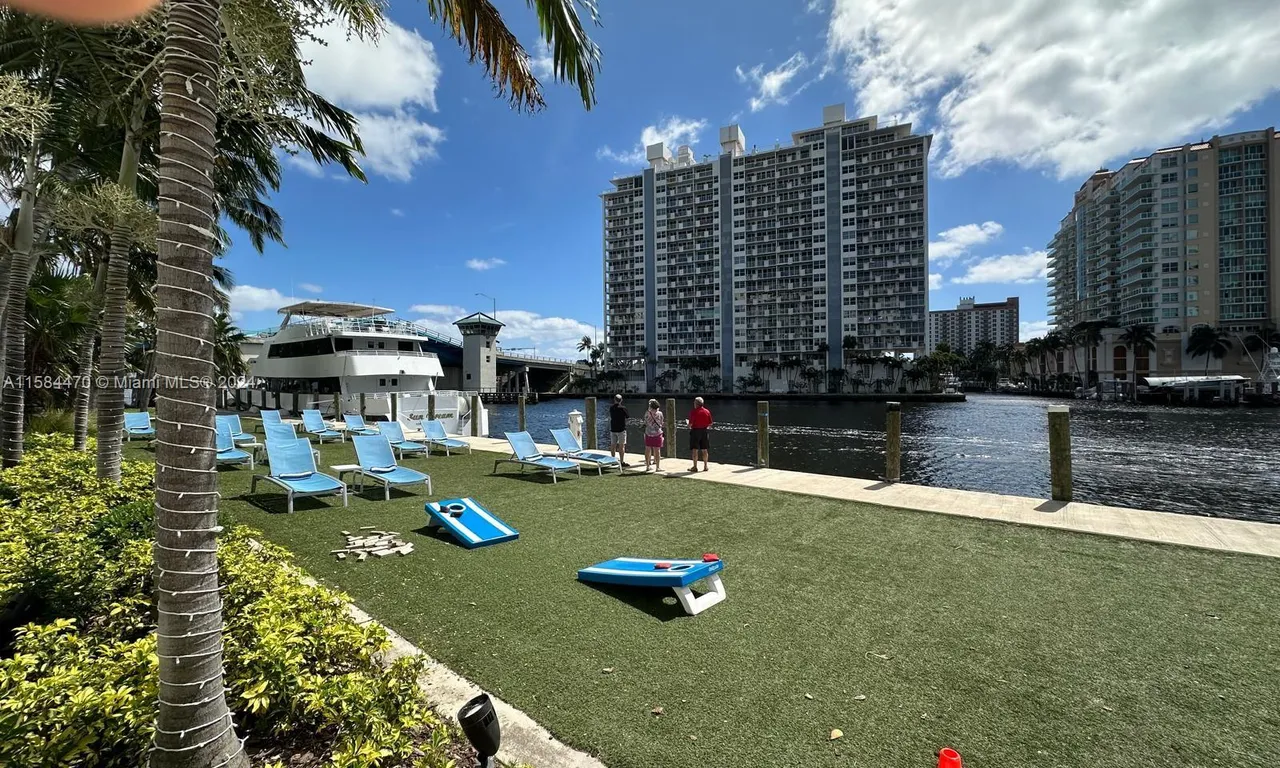 2670 E Sunrise Blvd # 828, Fort Lauderdale FL 33304