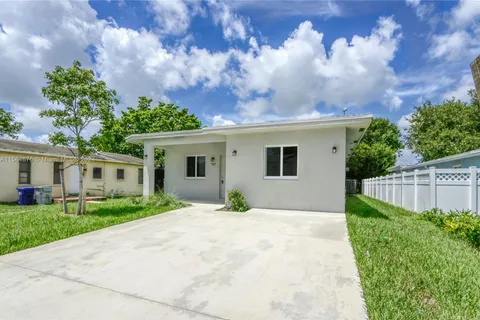 707 NW 2nd Terrace, Pompano Beach FL 33060