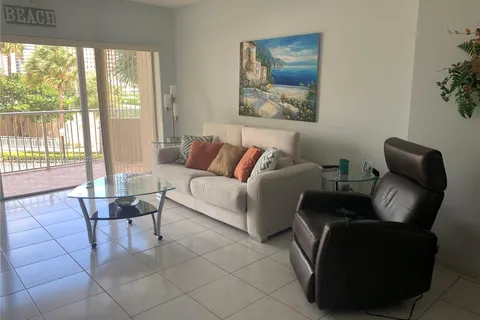 1985 S Ocean Dr, Hallandale Beach FL 33009