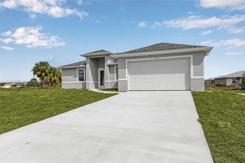 214 Clover Ave, La Belle FL 33935