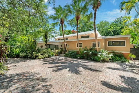 4441 S Le Jeune Rd, Coconut Grove FL 33146