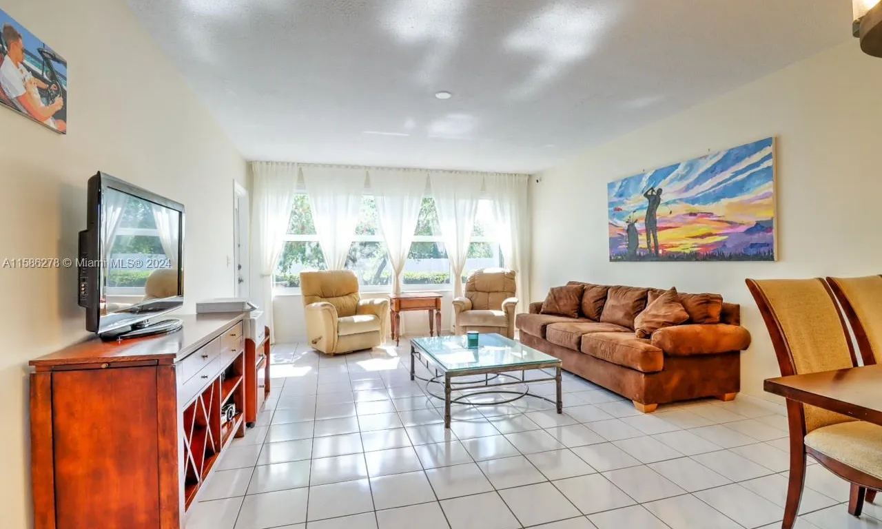 850 NE 12th Ave # 210, Hallandale Beach FL 33009