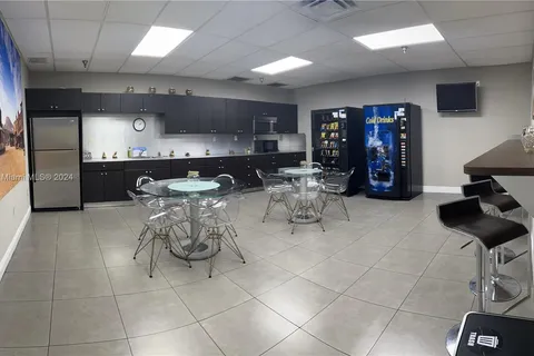 2801 NW 74th Ave # 12, Miami FL 33122