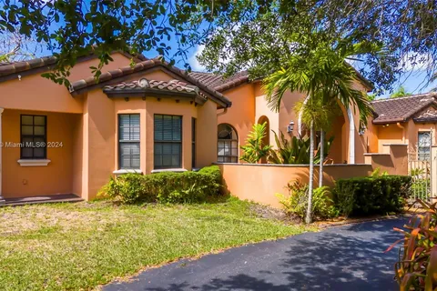 7905 SW 173 Ter, Palmetto Bay FL 33157