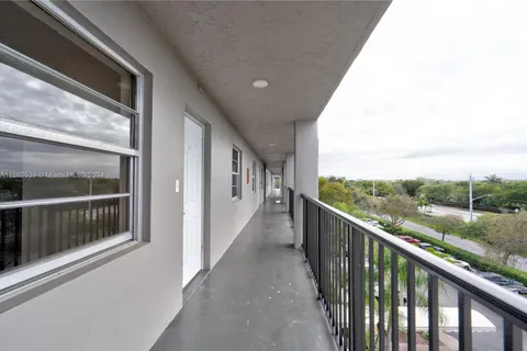 4091 N Cypress Reach Ct # 505, Pompano Beach FL 33069