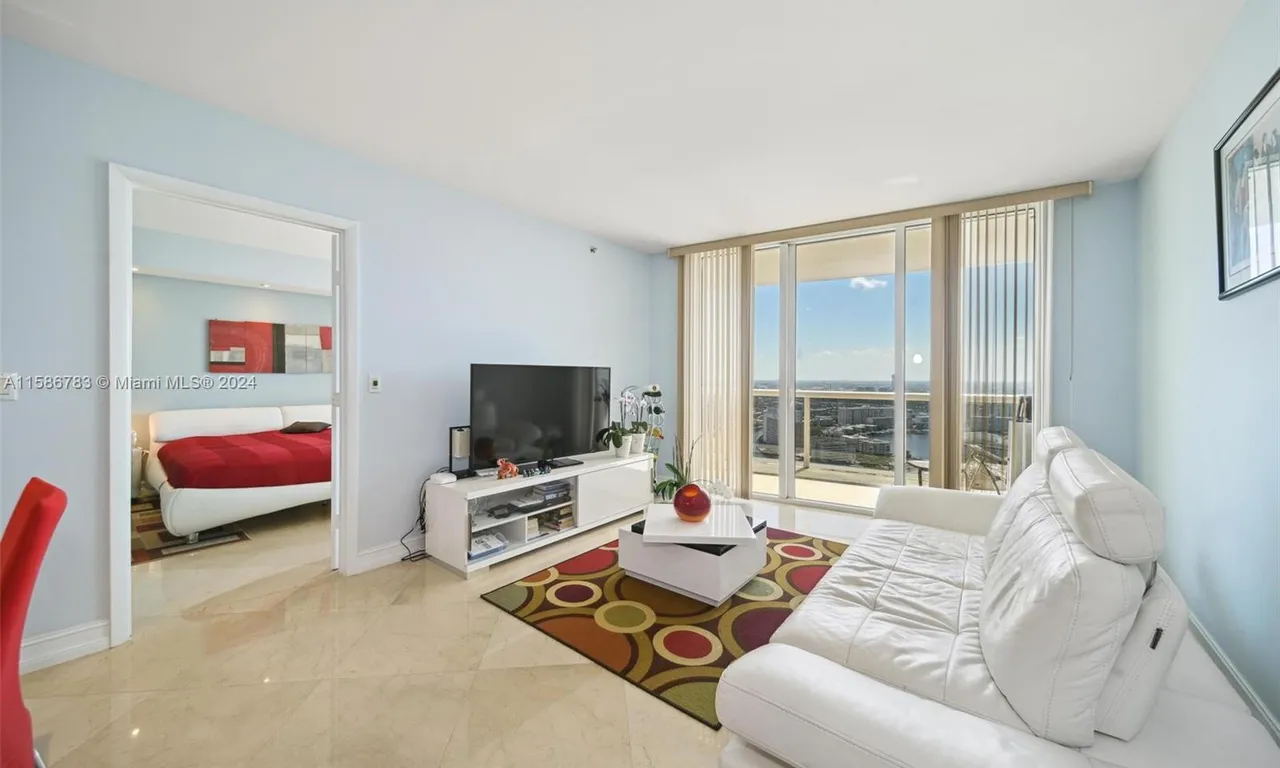 1800 S Ocean Dr # 3206, Hallandale Beach FL 33009