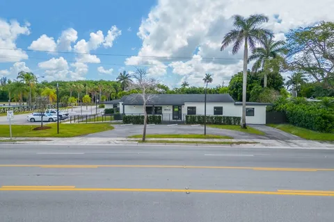 1851 N Krome Ave, Homestead FL 33030