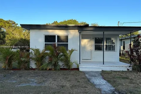 1408 N 23rd St, Fort Pierce FL 34950