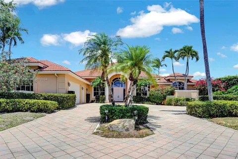 4260 Bocaire Blvd, Boca Raton FL 33487