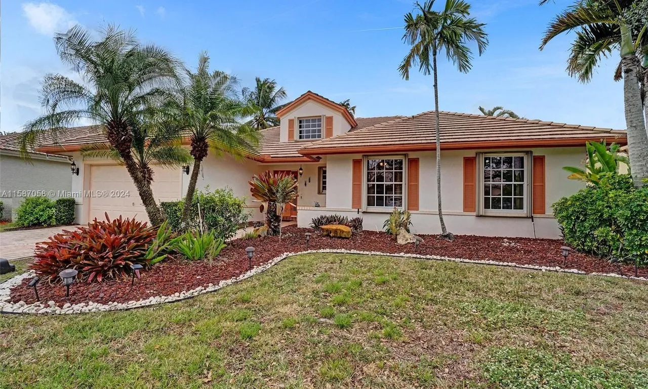 3323 Ridge Trce, Davie FL 33328