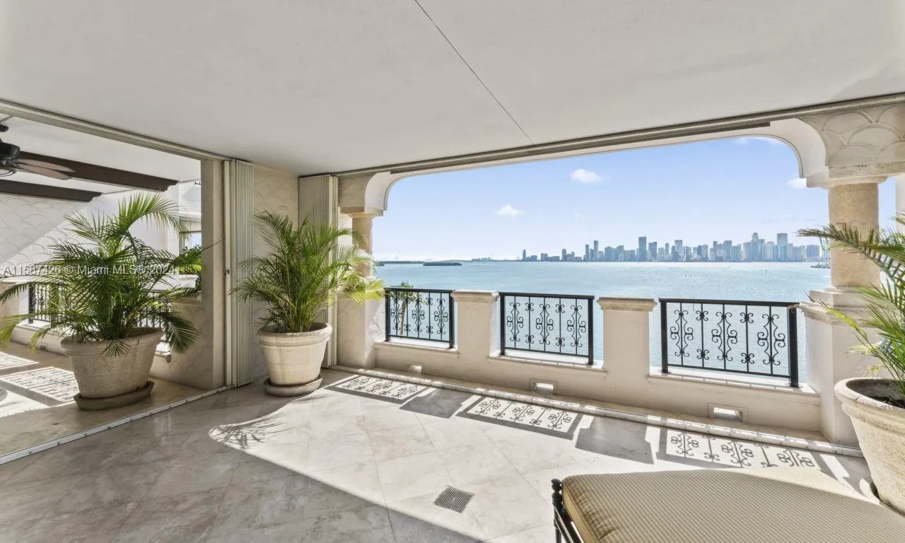 5266 Fisher Island Dr # 5266, Miami Beach FL 33109