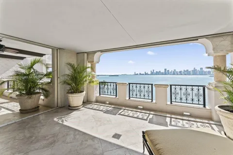 5266 Fisher Island Dr # 5266, Miami Beach FL 33109