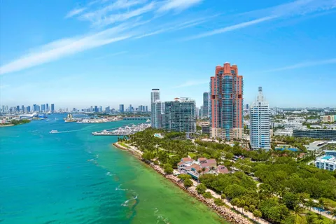 300 S Pointe Dr # 1001, Miami Beach FL 33139