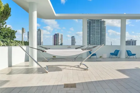 1600 SW 1st Ave # 814, Miami FL 33129