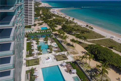 10203 Collins Ave # 303, Bal Harbour FL 33154