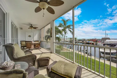 101 Gulfview Dr # 116, Islamorada FL 33036