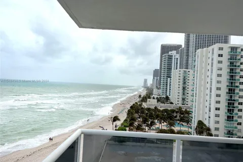 3725 S Ocean Dr # 902, Hollywood FL 33019