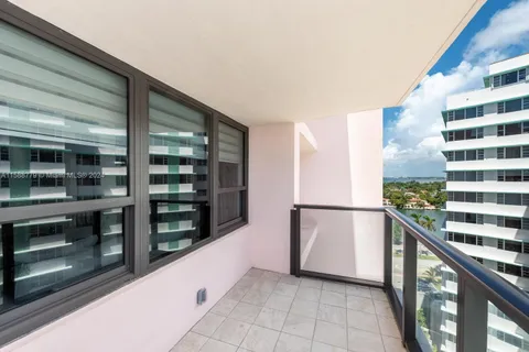 5225 Collins Ave # 1508, Miami Beach FL 33140