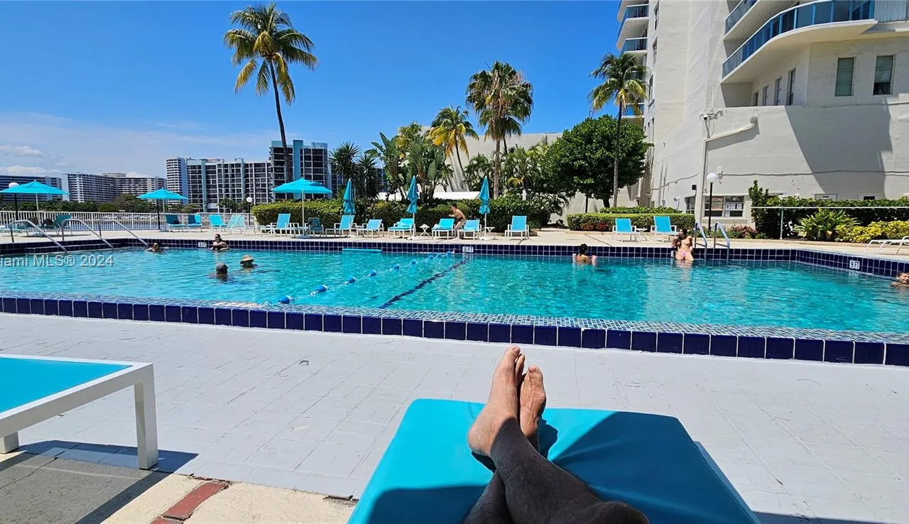 3800 S Ocean Dr # 322, Hollywood FL 33019