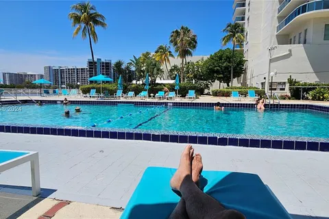 3800 S Ocean Dr # 322, Hollywood FL 33019