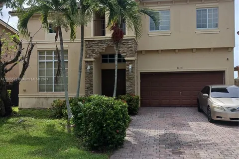 22418 SW 94th Path, Cutler Bay FL 33190