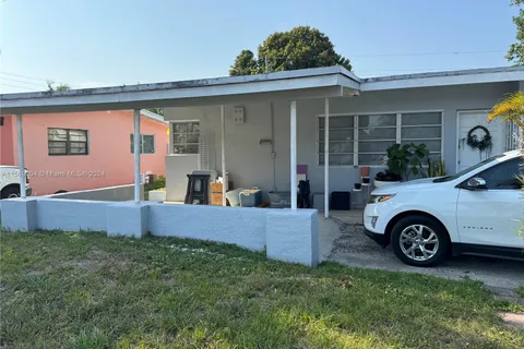 511 NE 172nd St, North Miami Beach FL 33162