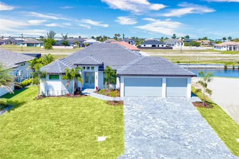 1230 NW 39th Ave, Cape Coral FL 33993