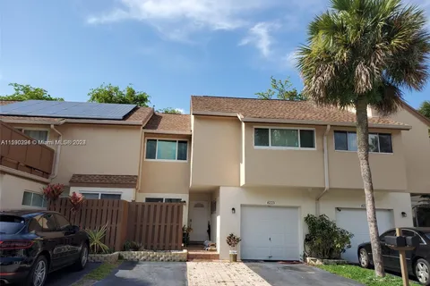 8223 NW 8th Pl # 7, Plantation FL 33324