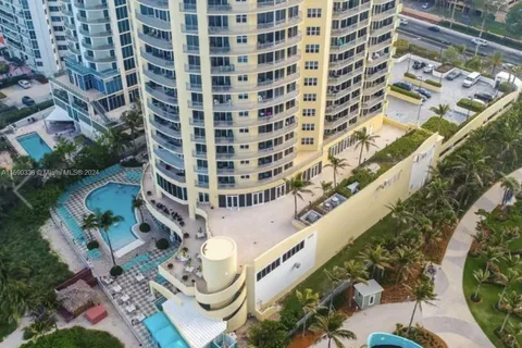 17375 Collins Ave # 705, Sunny Isles Beach FL 33160