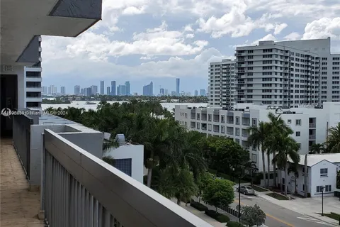 1345 West Ave # 702, Miami Beach FL 33139