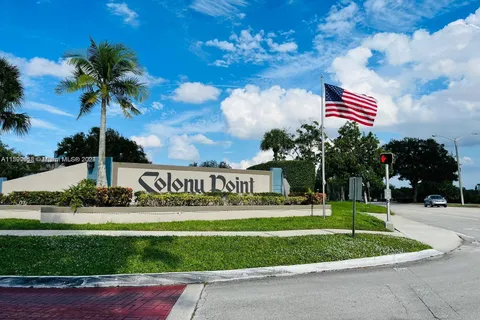 1001 Colony Point Cir # 118, Pembroke Pines FL 33026