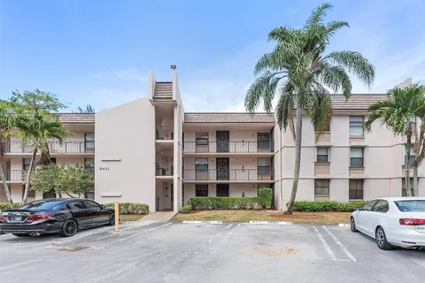 8411 Forest Hills Dr # 307, Coral Springs FL 33065