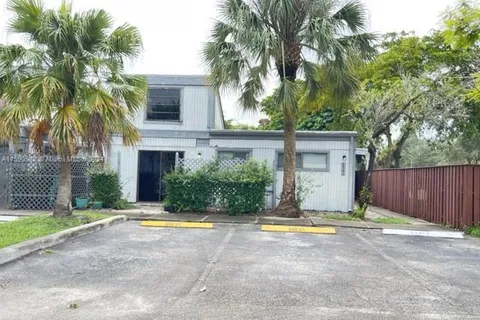 1761 NW 73rd Ave # 47, Plantation FL 33313