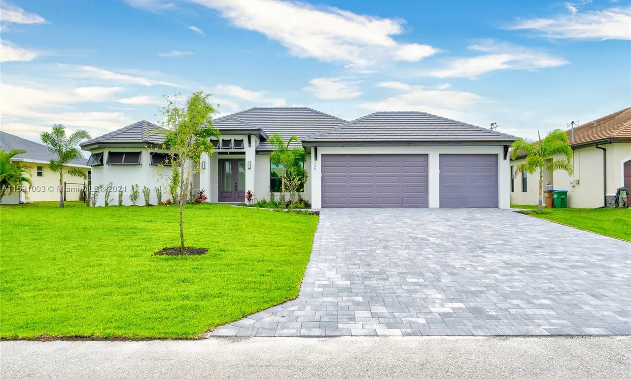 236 NW 32nd Pl, Cape Coral FL 33993