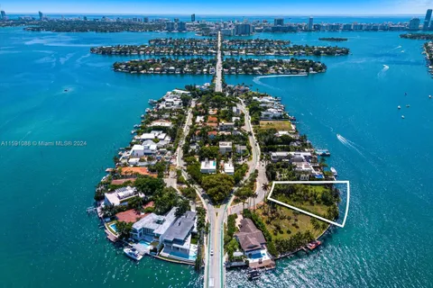 1236 S Venetian Way, Miami FL 33139