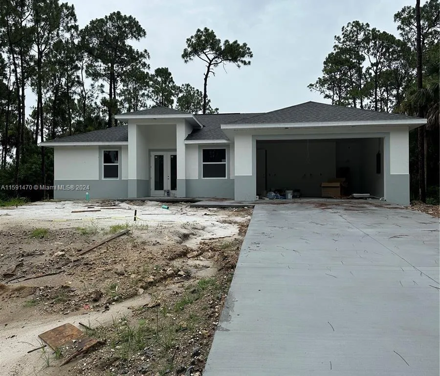 915 MARCONI LOOP, La Belle FL 33935