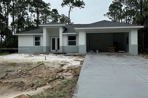 915 MARCONI LOOP, La Belle FL 33935