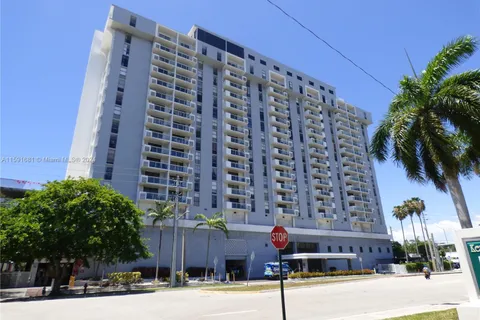 13499 Biscayne Blvd # 804, North Miami FL 33181