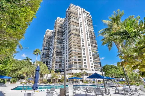 2333 Brickell Ave # 609, Miami FL 33129