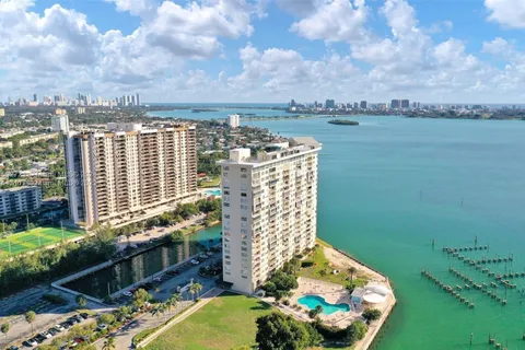 11111 Biscayne Blvd # 19F, Miami FL 33181