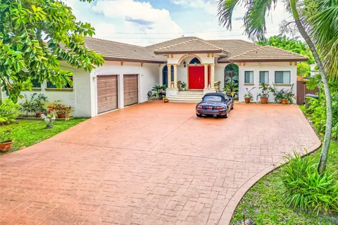 115 S Royal Poinciana Blvd, Miami Springs FL 33166