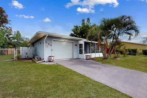 554 NW Sagamore Ter, Port St. Lucie FL 34983