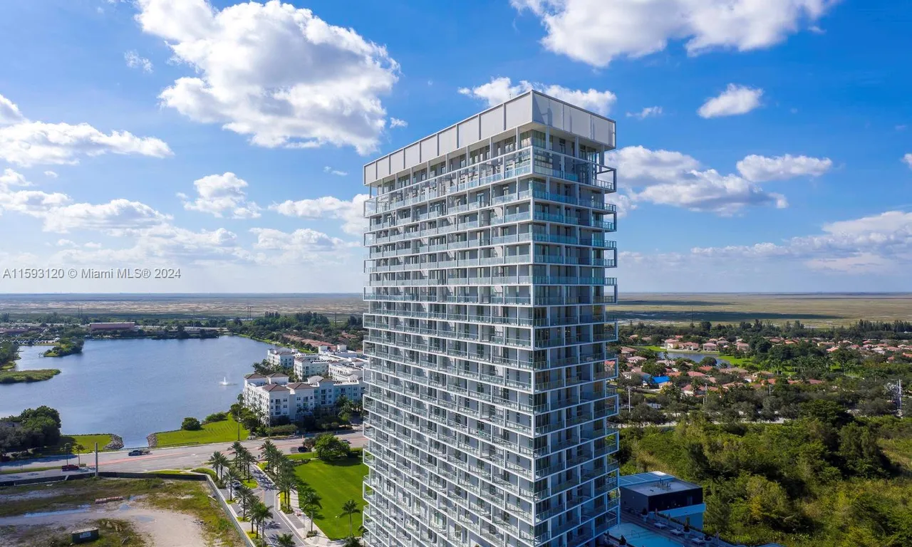 2000 Metropica Way # 1911, Sunrise FL 33323